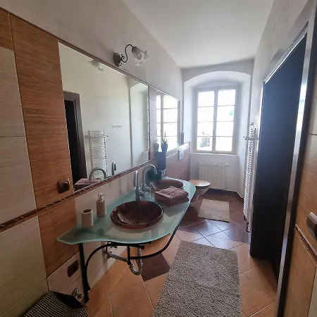 Lucia - 4 Apartman *