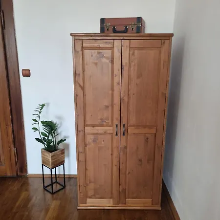 Lucia - 4 Apartman *